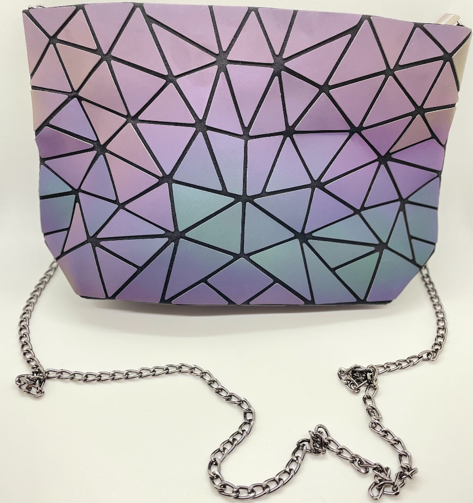 Geometric Holographic Handbag