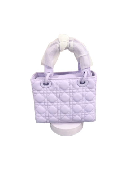 Lumivelle™ ÉLANTRA magnetic Lavender tote bag with geometric quilting and structured design.