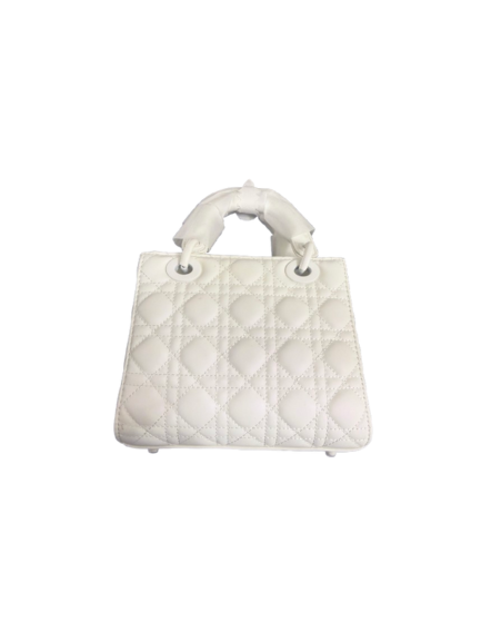 Lumivelle™ ÉLANTRA white quilted handbag with structured silhouette