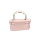 Lumivelle™ STRATARA